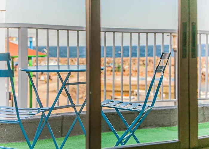 House - Sleeps 2 - Parking - Patio Vakantiehuis